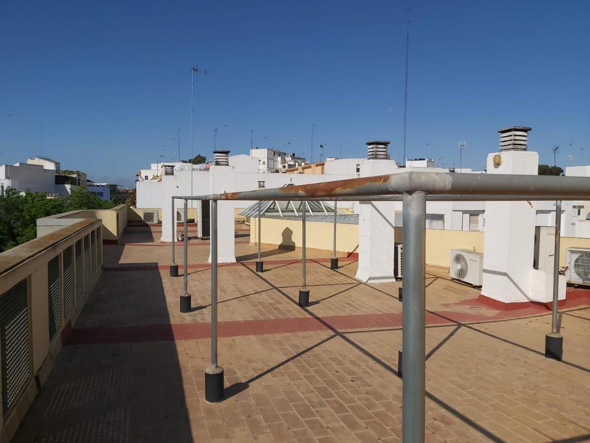 Misterhost San Bernardo Jardines De Murillo Σεβίλλη Εξωτερικό φωτογραφία